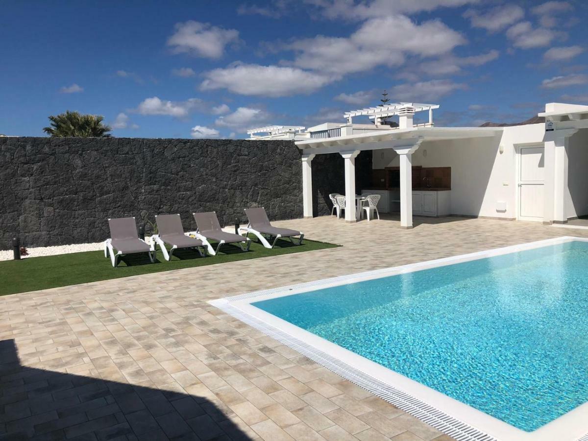 Casa Mercedes Playa Blanca  Exterior photo